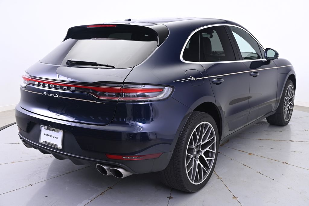 Thumbnail: 2021 Porsche Macan - 7