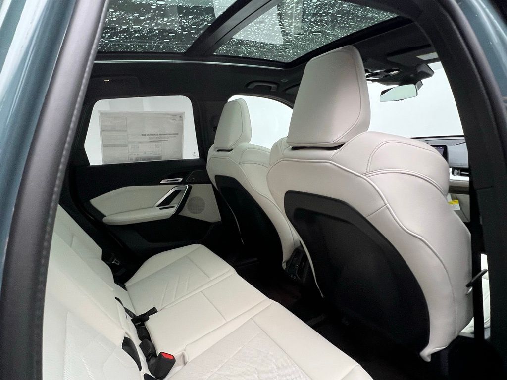 Thumbnail: 2026 BMW X1 - 9
