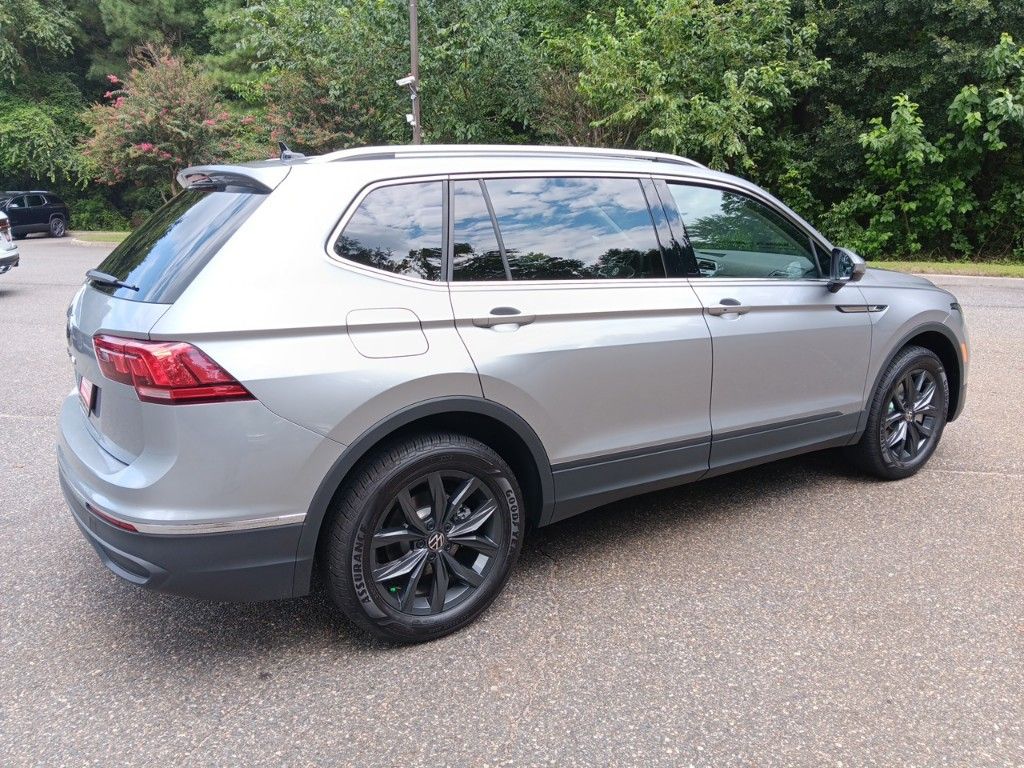 2024 Volkswagen Tiguan 2.0T SE 5