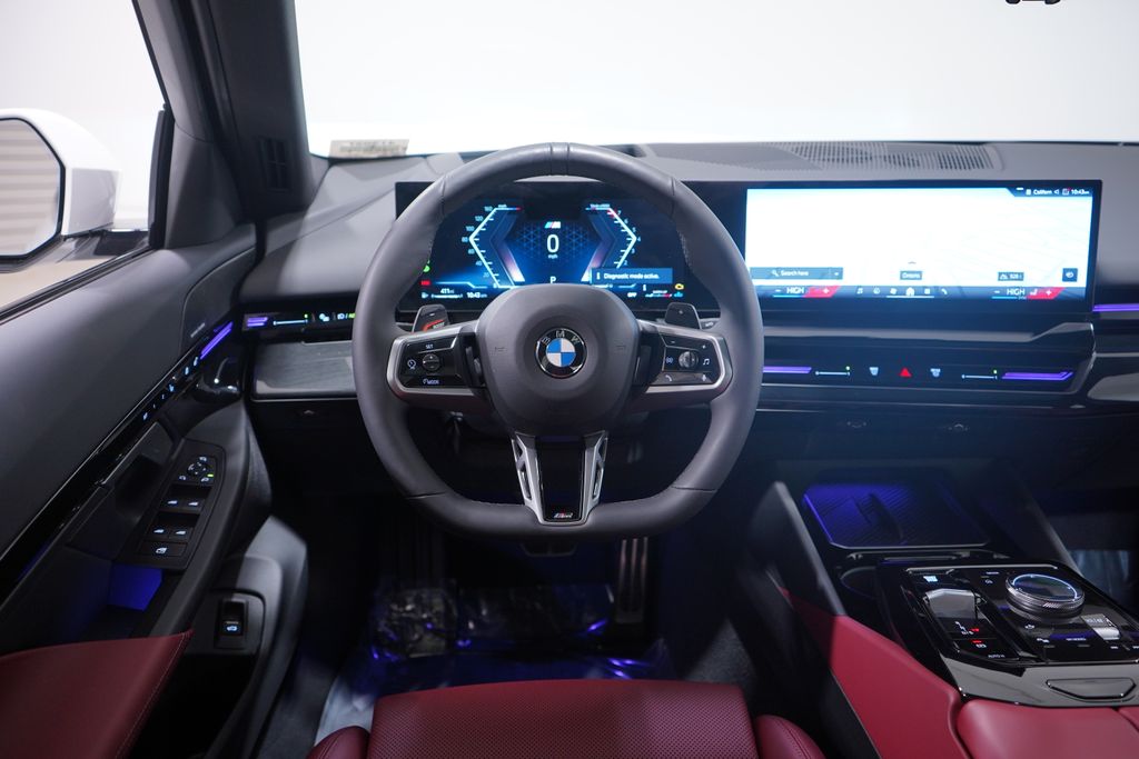 Thumbnail: 2025 BMW 5 Series - 11