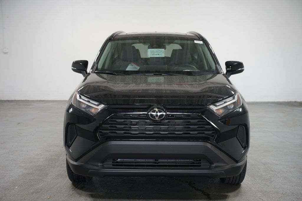 Thumbnail: 2025 Toyota RAV4 - 2