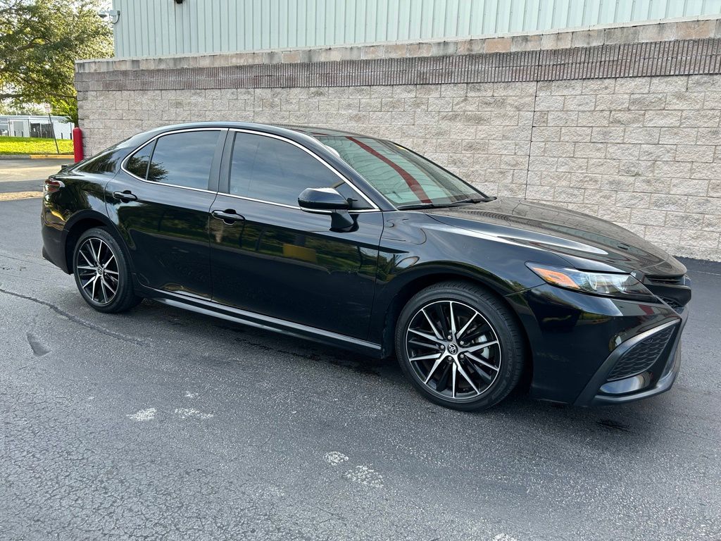 Thumbnail: 2023 Toyota Camry - 7
