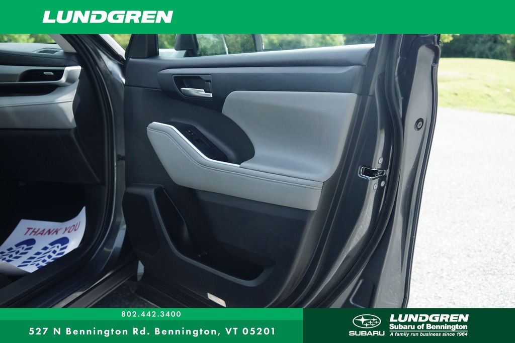Used 2021 Toyota Highlander SUV