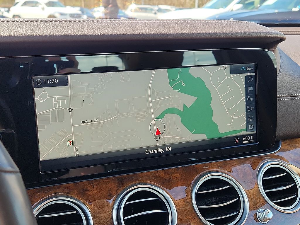 Thumbnail: 2019 Mercedes-Benz E-Class - 16