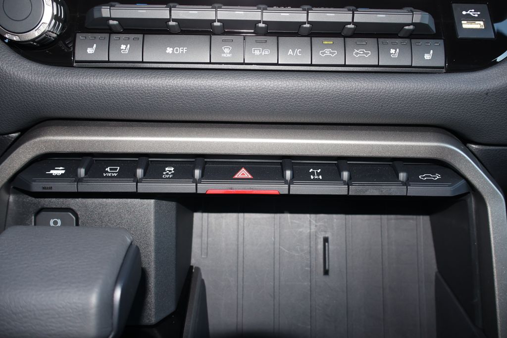 2025 Toyota Tundra SR5 17