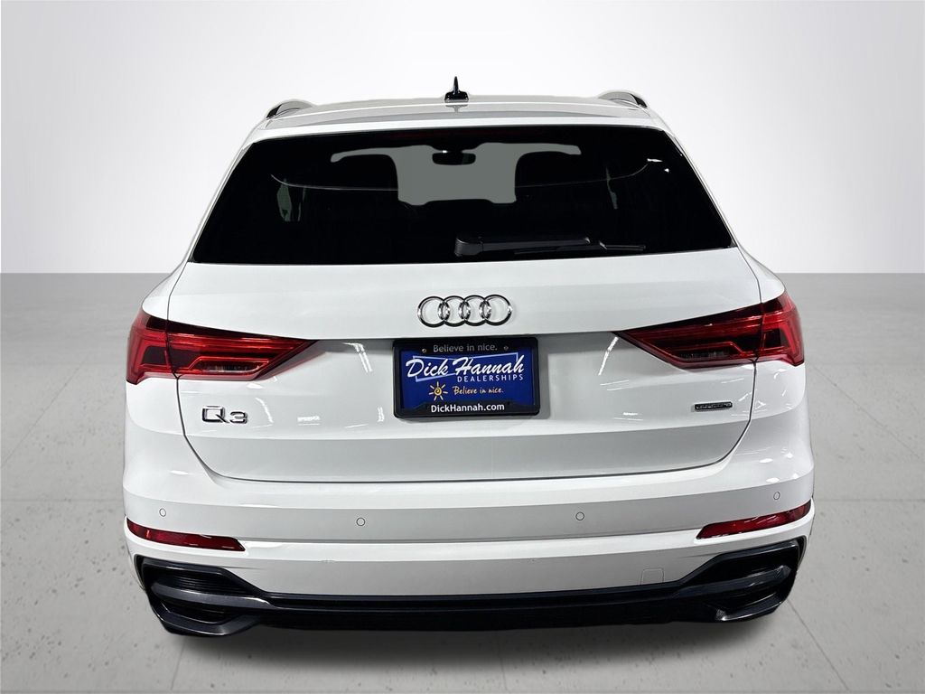 2022 Audi Q3 Premium