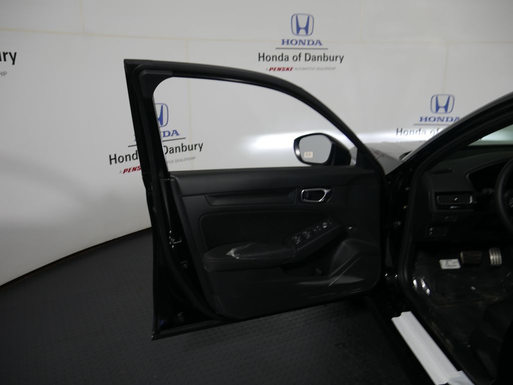 2025 Honda Civic Sport 13