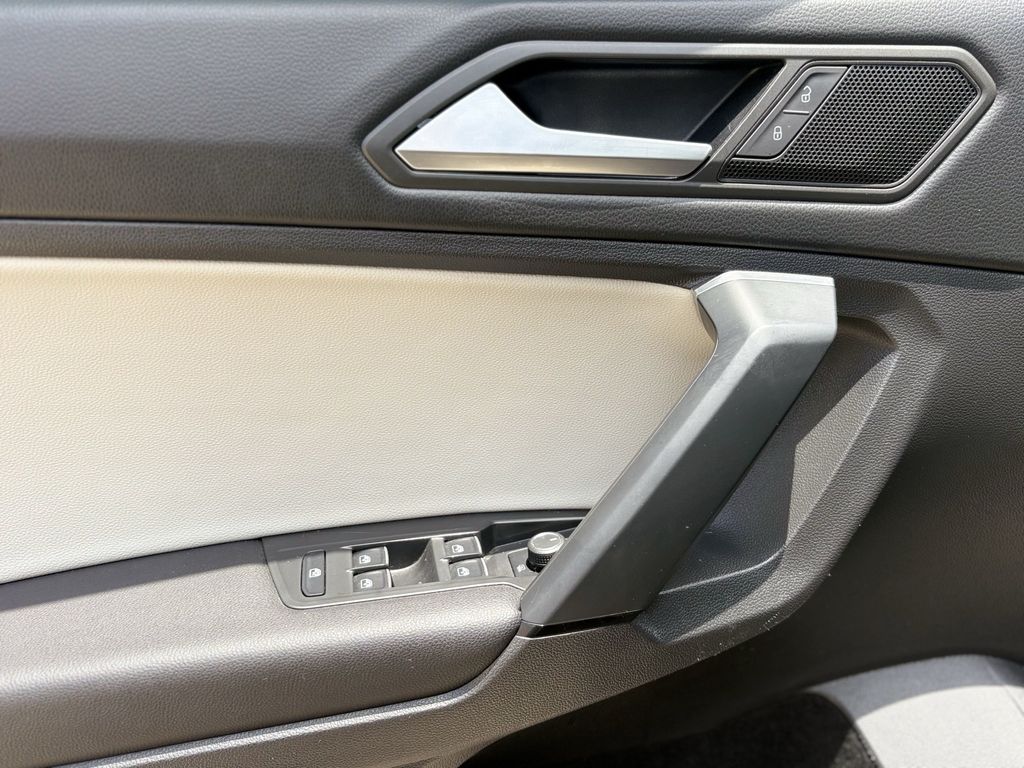 2019 Volkswagen Tiguan  Black at Community Toyota