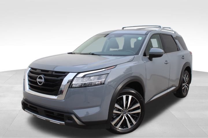 Used Car 2024 Nissan Pathfinder  Platinum For Sale Under $40,000 In Georgetown, Texas
