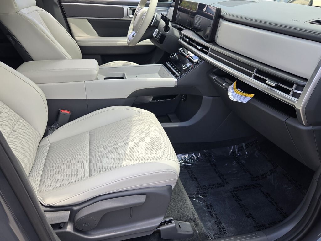 2025 Hyundai Santa Fe - $26,999