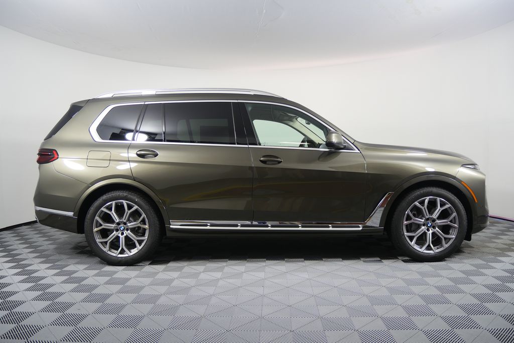 Thumbnail: 2026 BMW X7 - 2