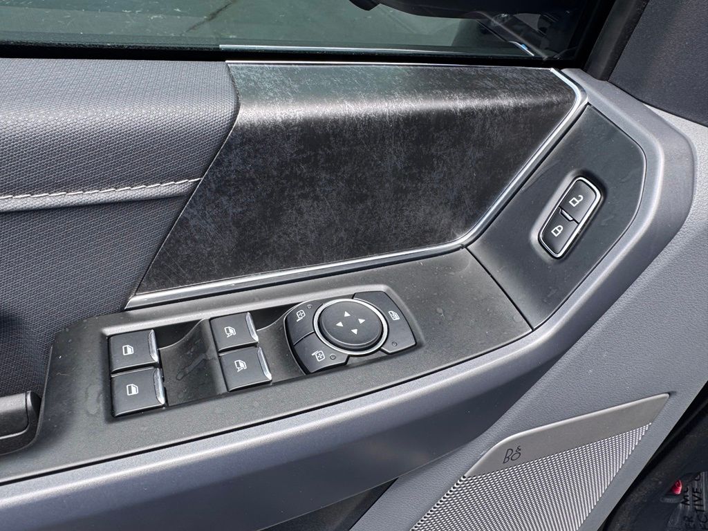 FordF-150 Lightning23