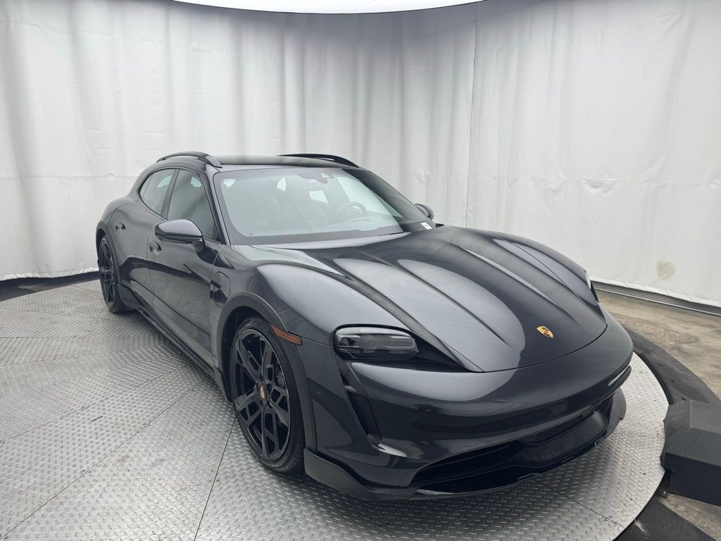 2022 Porsche Taycan Turbo S 9
