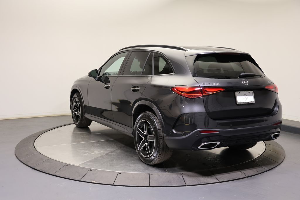Thumbnail: 2027 Mercedes-Benz GLC - 5