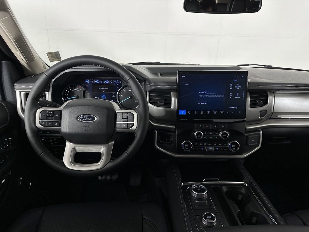 2024 Ford Expedition XLT 21