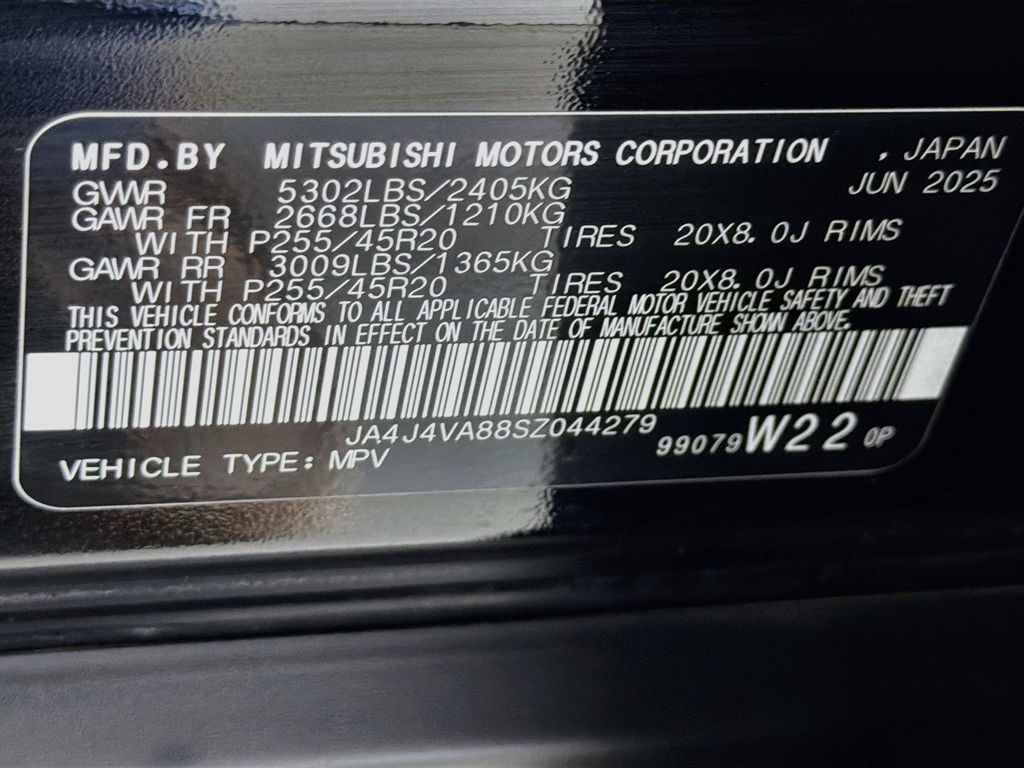 Used 2025 Mitsubishi Outlander SUV