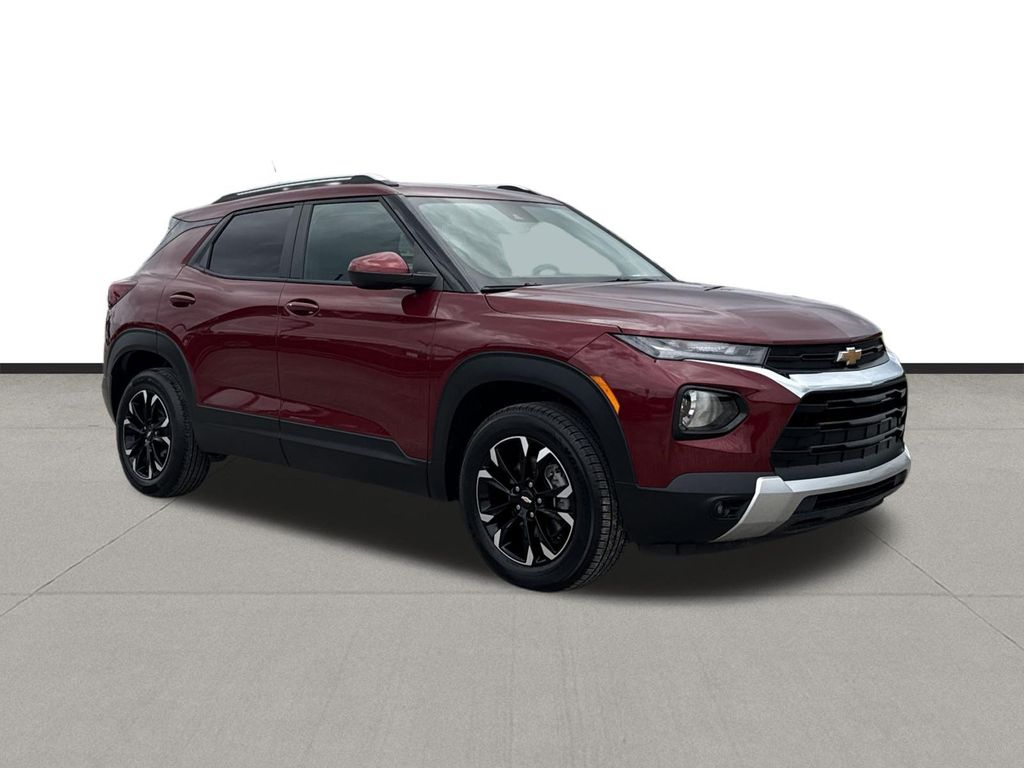 2023 Chevrolet TrailBlazer LT - 2