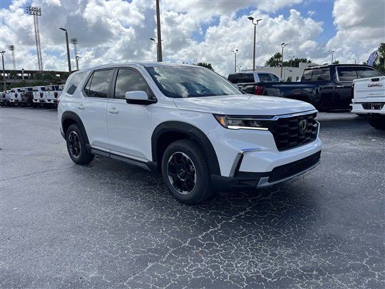 new 2025 Honda Pilot car, priced at $45,648