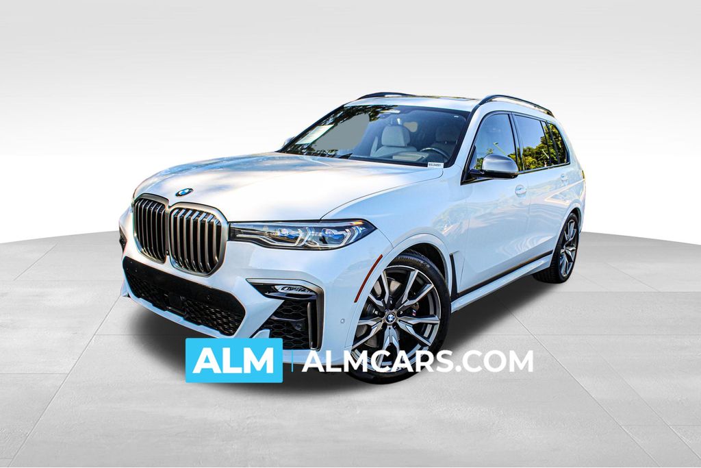 2022 BMW X7 M50i