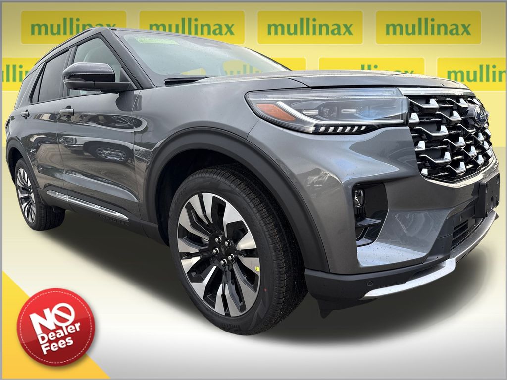 2026 Ford Explorer Platinum's photo