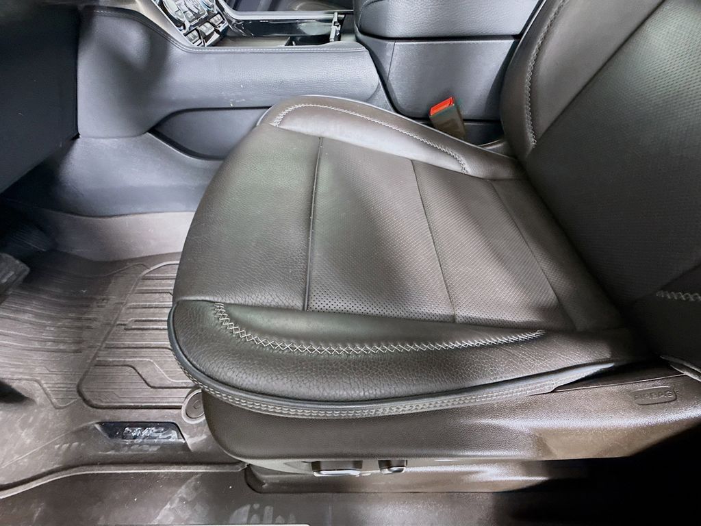 Thumbnail: 2024 GMC Yukon - 20