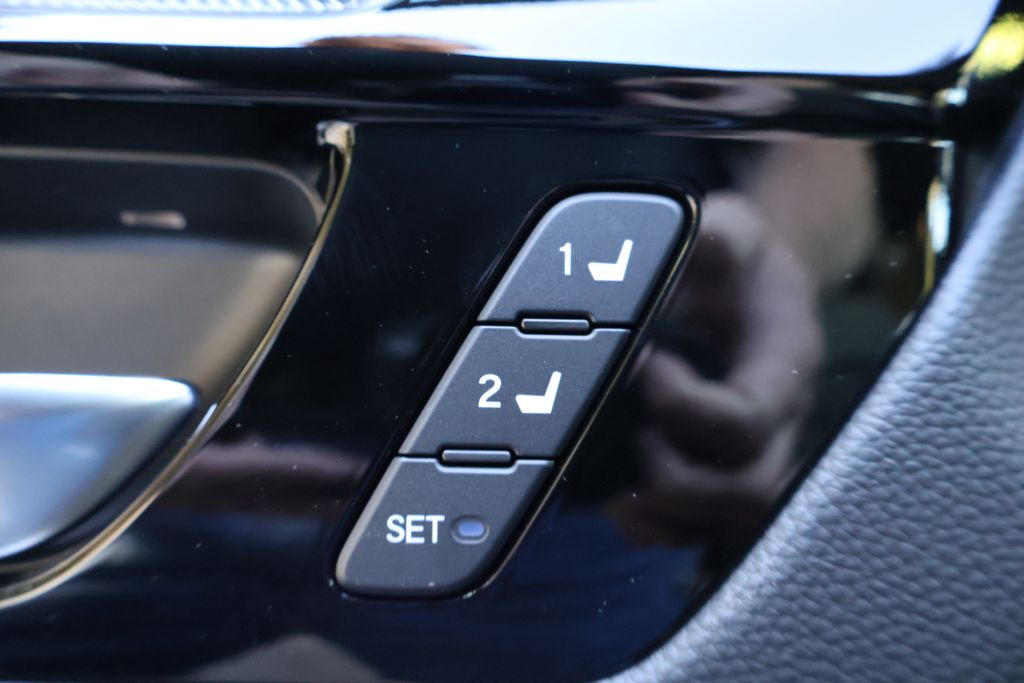 2025 Honda CR-V Sport Touring 17