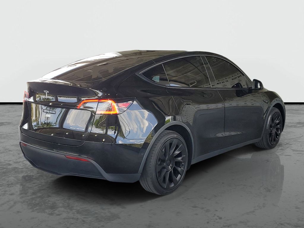 Used 2021 Tesla Model Y Long Range with VIN 5YJYGDEE1MF078322 for sale in Tamarac, FL