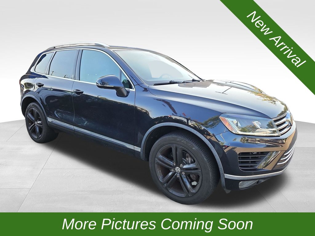 Moonlight Blue 2017 Volkswagen Touareg SUV / Crossover 8-Speed Automatic