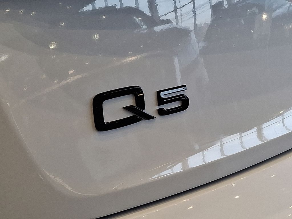 2025 Audi Q5  16