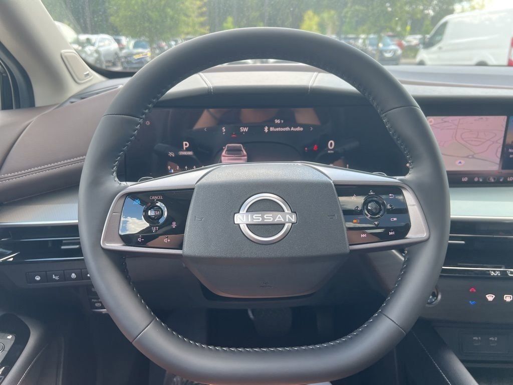 2025 Champagne Silver Metallic Nissan Murano Platinum AWD SUV