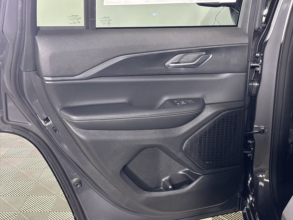 Grand Cherokee Altitude X