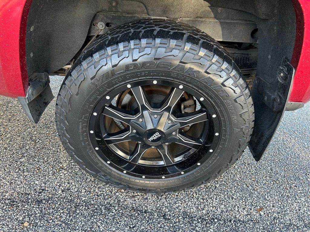 Thumbnail: 2018 Chevrolet Colorado - 9