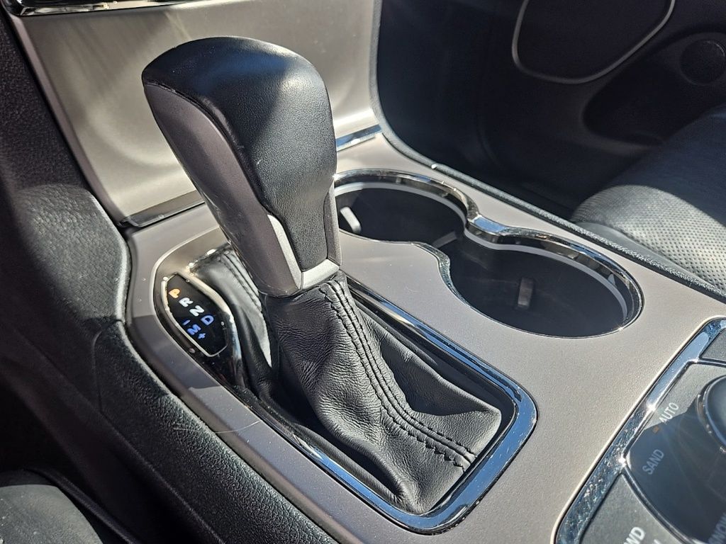 Used 2021 White Jeep High Altitude image 36