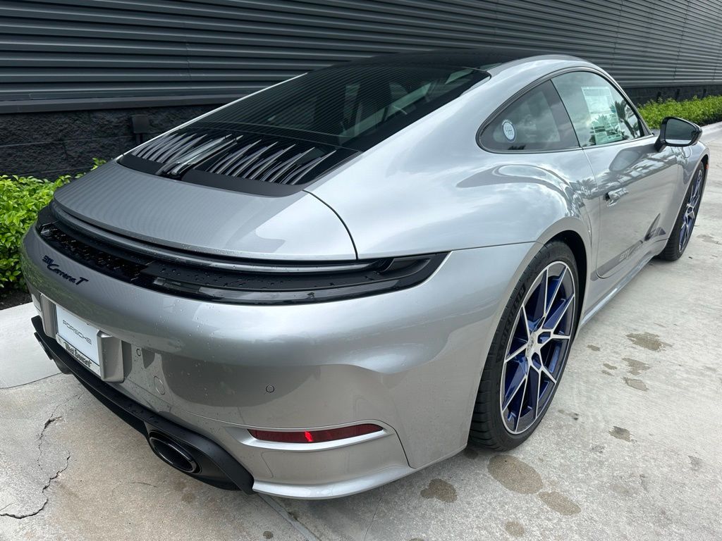 Thumbnail: 2025 Porsche 911 - 9
