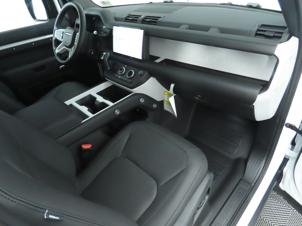 Thumbnail: 2025 Land Rover Defender - 19