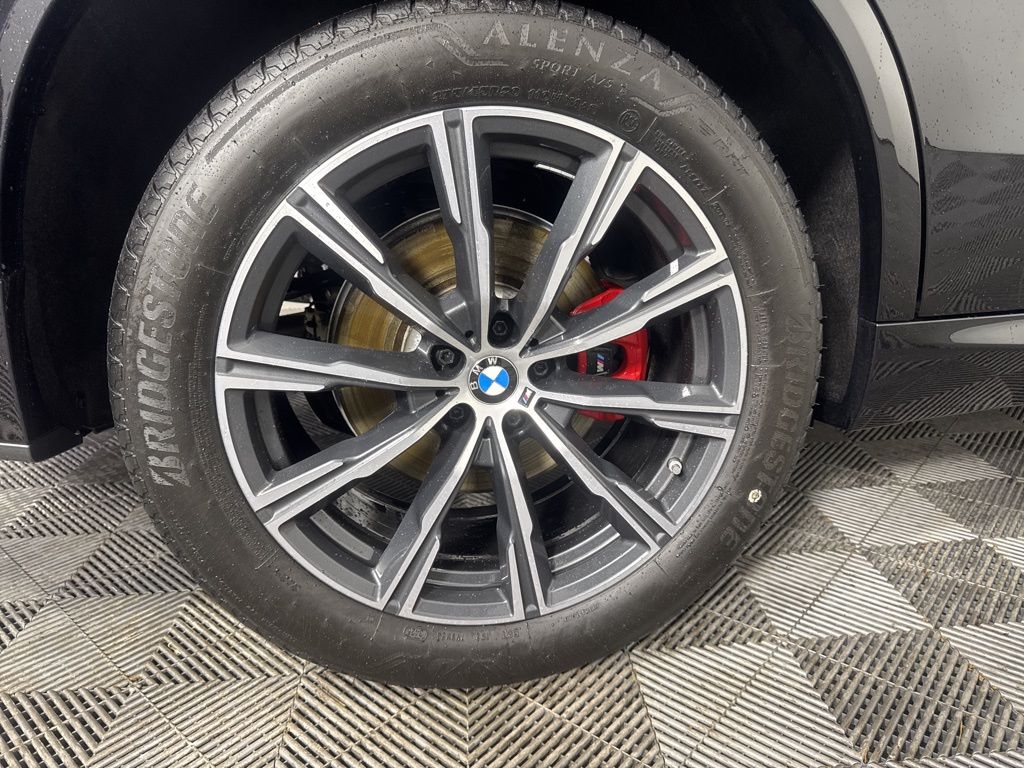 Thumbnail: 2024 BMW X5 - 12