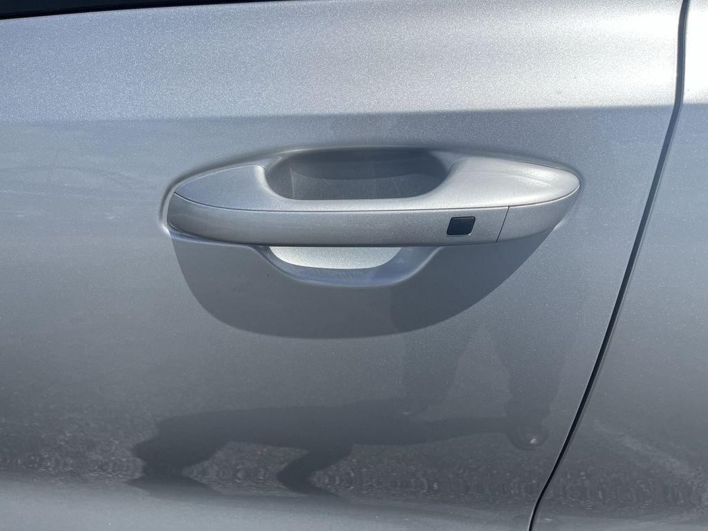 Thumbnail: 2021 Kia Sorento - 29