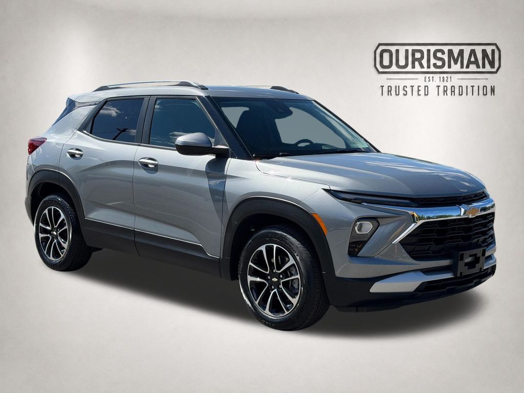 Sterling Gray Metallic 2025 Chevrolet Trailblazer SUV / Crossover Front-Wheel Drive Continuously Variable Transmission