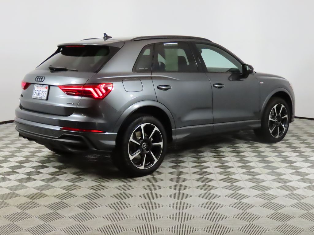 Thumbnail: 2025 Audi Q3 - 5