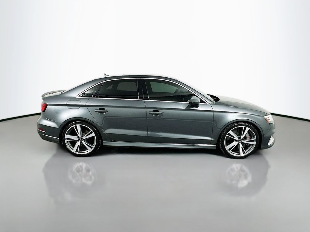 2018 Audi RS 3  4