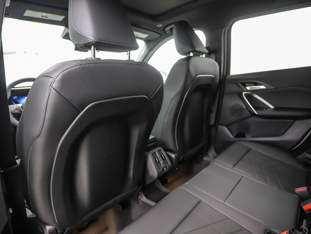 Thumbnail: 2026 BMW X1 - 20