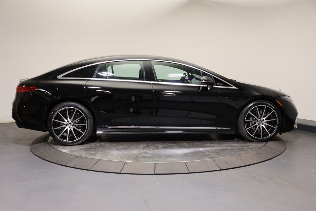 Thumbnail: 2026 Mercedes-Benz EQS - 8