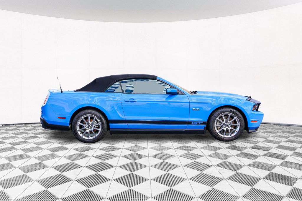 2011 Ford Mustang GT 7