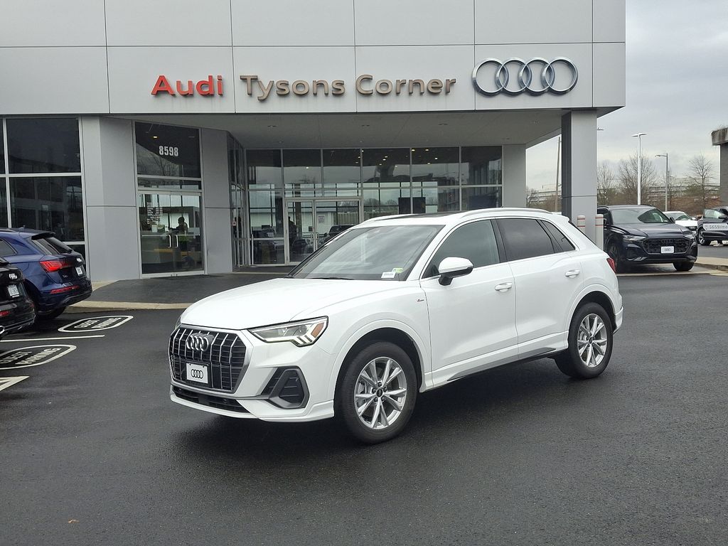 2024 Audi Q3  -
                Vienna, VA