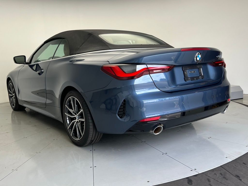 Thumbnail: 2025 BMW 4 Series - 8