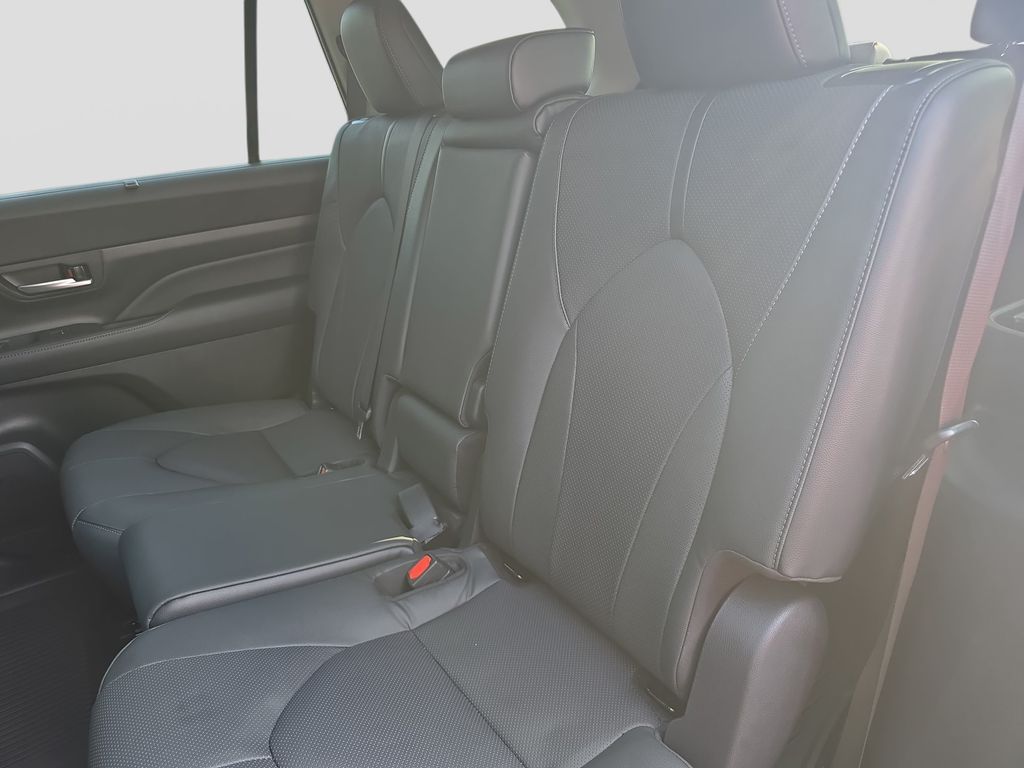 Used 2025 Toyota Grand Highlander SUV