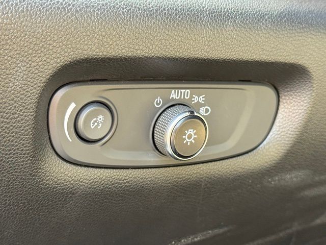 Used 2022 Chevrolet Traverse SUV