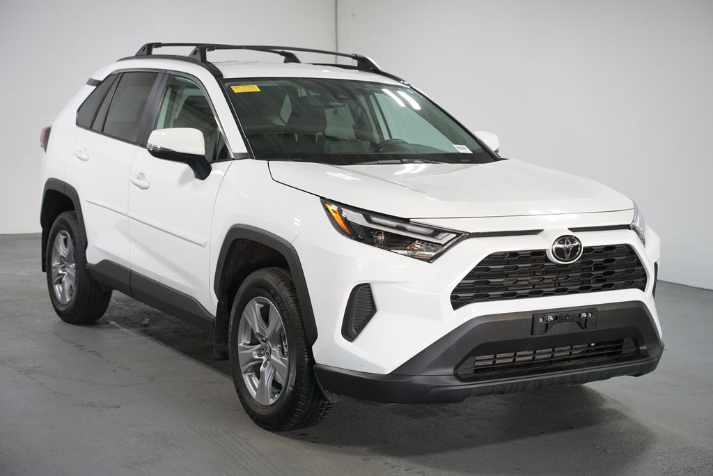 Thumbnail: 2025 Toyota RAV4 - 3
