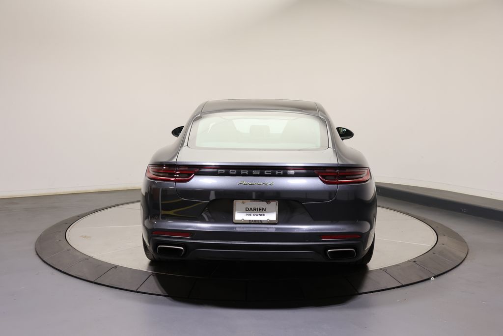 Thumbnail: 2020 Porsche Panamera - 4