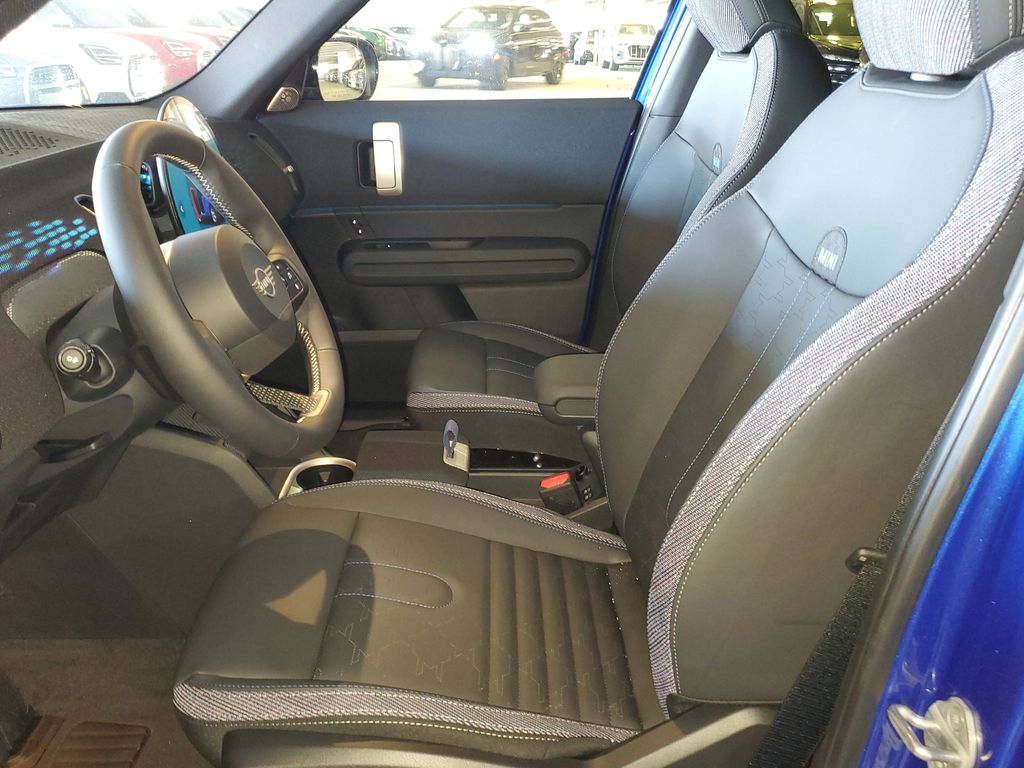 2026 MINI Countryman S - Photo 16